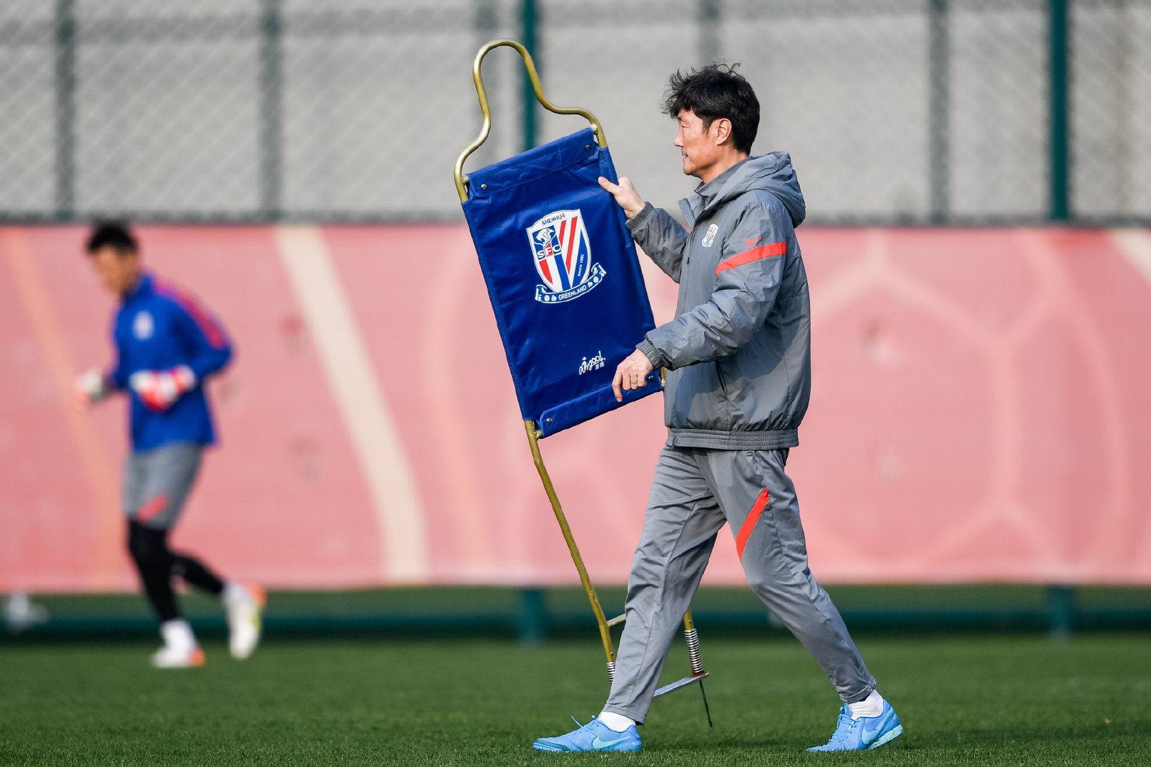 熊猫体育官网-费城76人发布备战花絮，冲刺阶段单刀错失，中超任务艰巨，高层口径保持一致(费城76人名字由来)